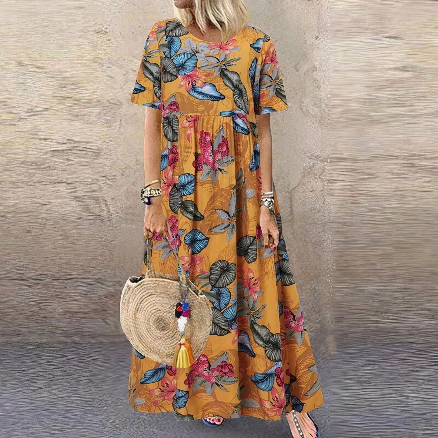 Lotte - Vibrant Floral Maxi Dress