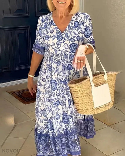 Evelyn - Elegant Floral Dress with V-Neck